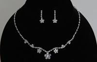 Girls Necklace and Earring Set Silver