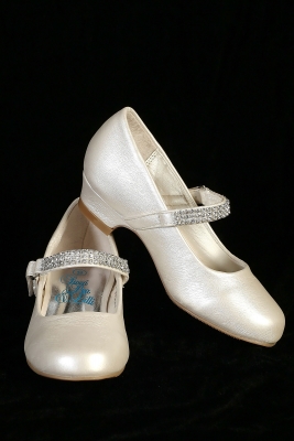 Girls Shoe Style Mia- Ivory Patent Mary Jane Shoe with Rhinestone Strap