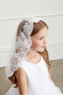 Lace Mantilla Veil - Style 605